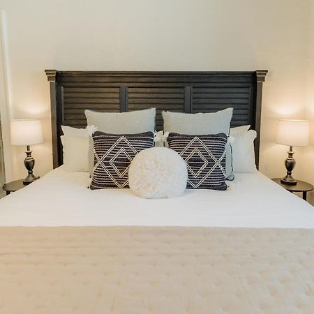 فيلا Historic Revival King Bed Midtown Memphis 70 Fast Wifi Free Parking Yes Pets المظهر الخارجي الصورة