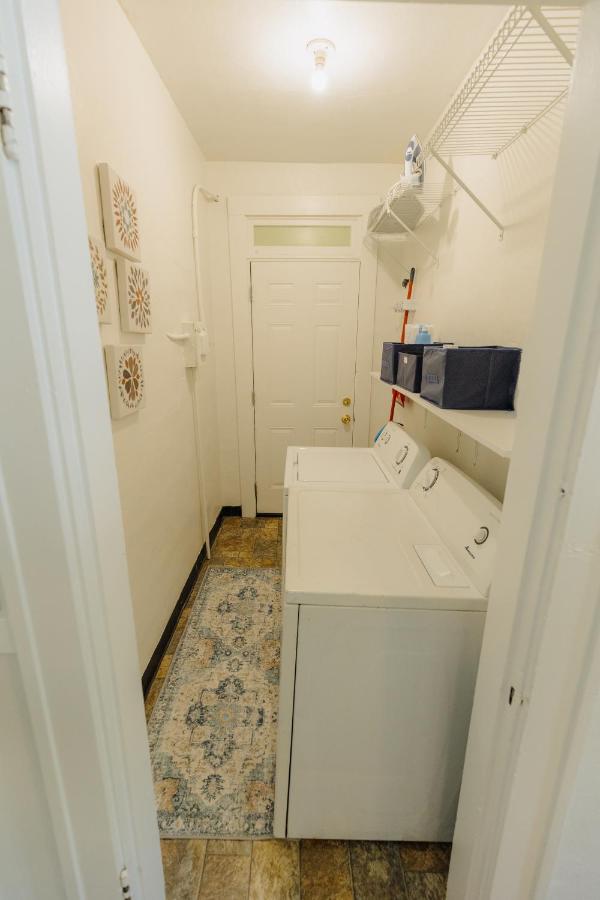 فيلا Historic Revival King Bed Midtown Memphis 70 Fast Wifi Free Parking Yes Pets المظهر الخارجي الصورة