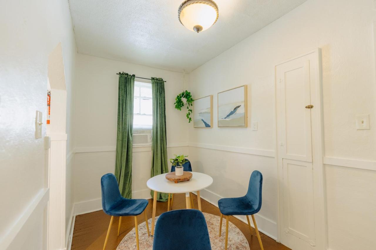 فيلا Historic Revival King Bed Midtown Memphis 70 Fast Wifi Free Parking Yes Pets المظهر الخارجي الصورة