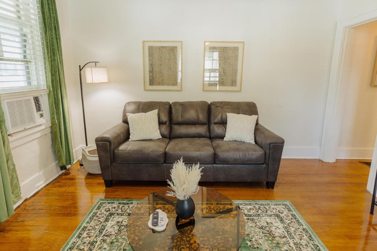 فيلا Historic Revival King Bed Midtown Memphis 70 Fast Wifi Free Parking Yes Pets المظهر الخارجي الصورة