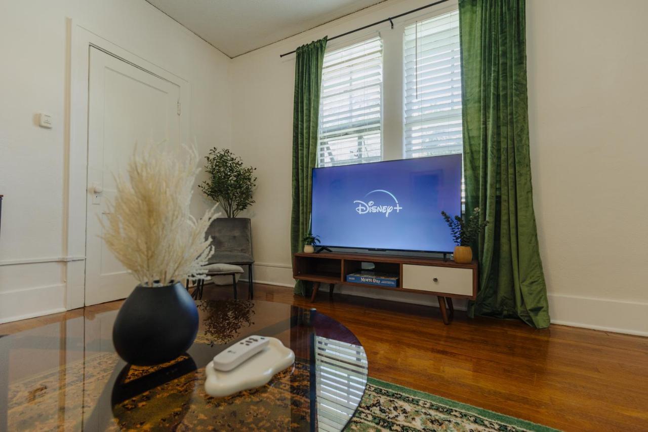 فيلا Historic Revival King Bed Midtown Memphis 70 Fast Wifi Free Parking Yes Pets المظهر الخارجي الصورة