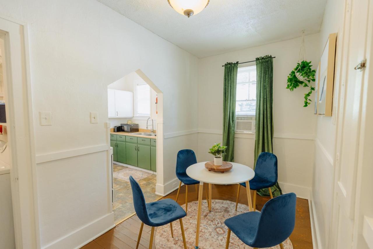 فيلا Historic Revival King Bed Midtown Memphis 70 Fast Wifi Free Parking Yes Pets المظهر الخارجي الصورة